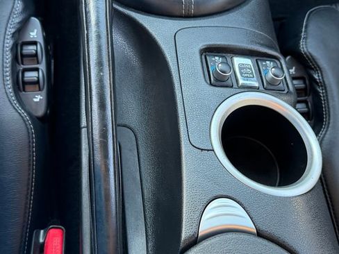 Used 2012 Nissan 370Z Touring w/ Sport Pkg RWD image 15