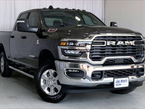 Used 2025 RAM 2500 Lone Star image 34