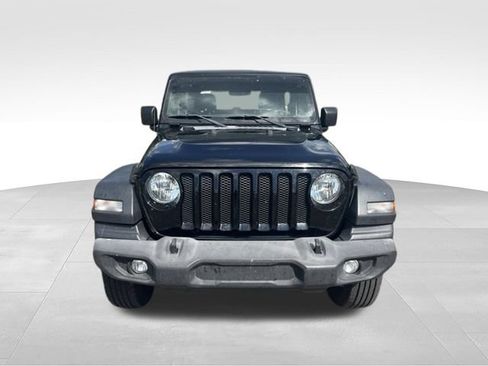 Used 2018 Jeep Wrangler Sport AWD/4WD image 2