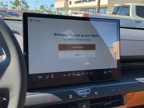 New 2026 Lexus ES 350e FWD image 17