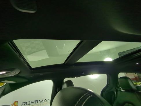 Used 2020 Chrysler Pacifica Limited w/ Advanced Safetytec Group image 31