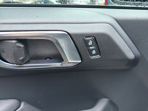 New 2025 Ford Bronco Outer Banks w/ Sasquatch Package image 15