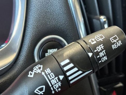 Used 2022 Chevrolet Traverse Premier w/ LPO, Floor Liner Package image 41