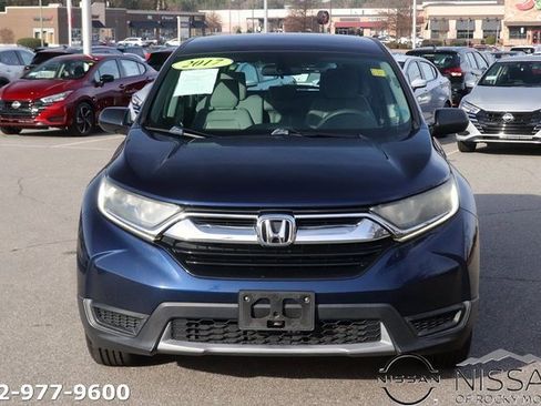 Used 2017 Honda CR-V LX image 2