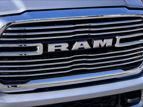 Used 2024 RAM 2500 Laramie AWD/4WD image 28