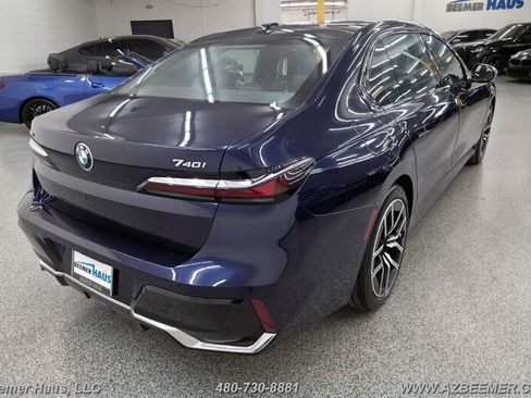 Used 2024 BMW 740i xDrive w/ Executive Package AWD/4WD image 7