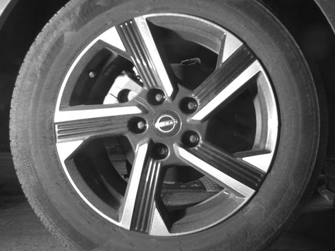 Used 2025 Nissan Sentra SV FWD image 15