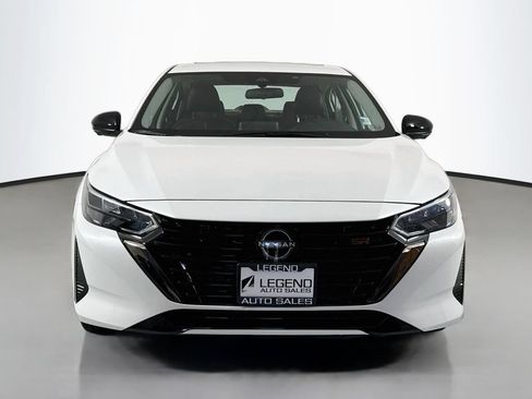 Used 2024 Nissan Sentra SR w/ SR Premium Package FWD image 2