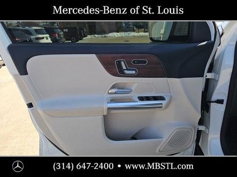 Certified 2022 Mercedes-Benz GLA 250 4MATIC image 13