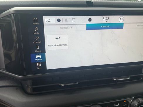 Certified 2025 Jeep Gladiator Rubicon image 14