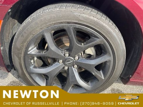 Used 2023 Chrysler 300 Touring L w/ Popular Equipment Group RWD image 20
