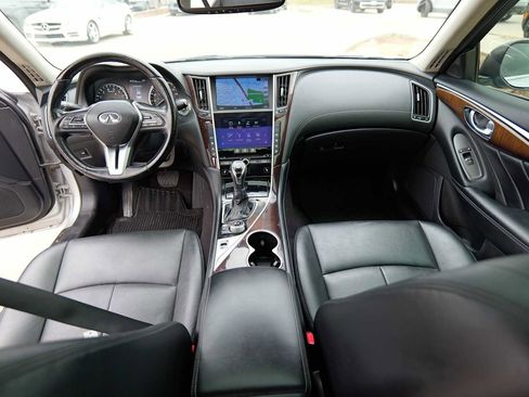 Used 2018 INFINITI Q50 Luxe w/ Essential Package (3.0T Luxe) image 20