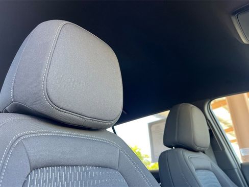 Used 2025 Chevrolet Equinox LT image 25