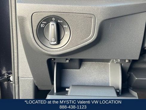 Used 2019 Volkswagen Atlas SE w/ Towing Package image 38