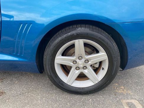 Used 2010 Chevrolet Camaro LT RWD image 11