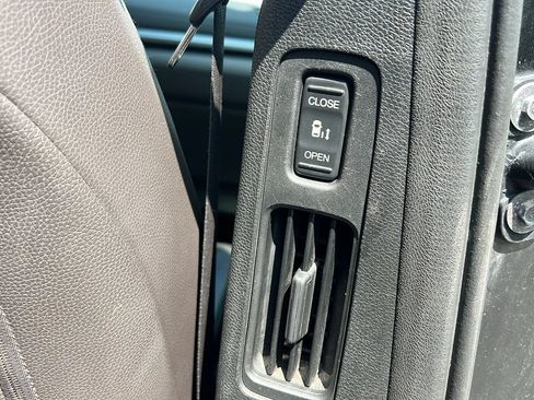 Used 2018 Honda Odyssey EX-L image 20
