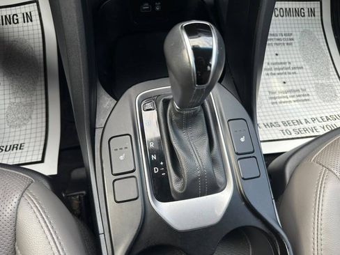 Used 2017 Hyundai Santa Fe Sport AWD/4WD image 18