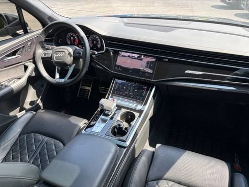 Used 2024 Audi SQ7 Prestige AWD/4WD image 23