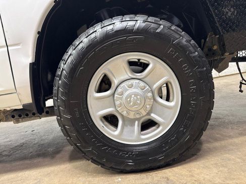 Used 2022 RAM 3500 Tradesman AWD/4WD image 42