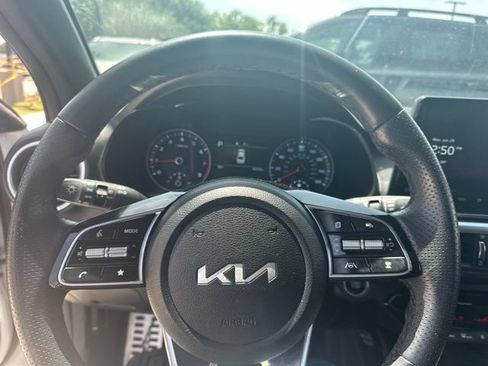 Used 2024 Kia Forte GT-Line w/ GT-Line Premium Package FWD image 9