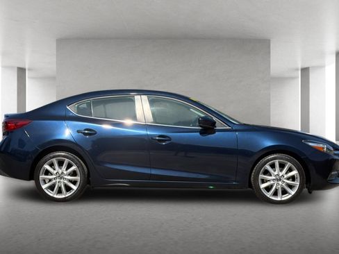 Used 2017 MAZDA MAZDA3 Touring w/ Popular Equipment Package FWD image 3