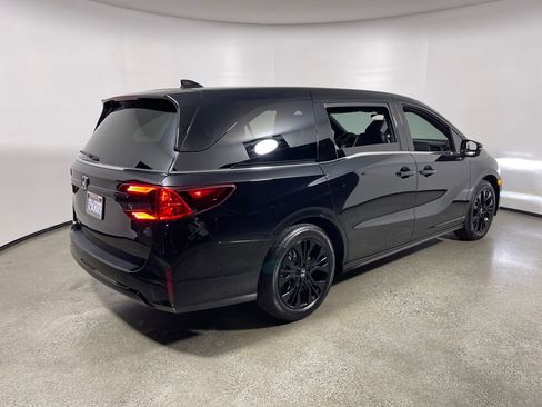 Used 2026 Honda Odyssey Sport-L image 3