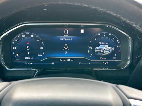 Used 2022 Chevrolet Silverado 1500 RST image 23