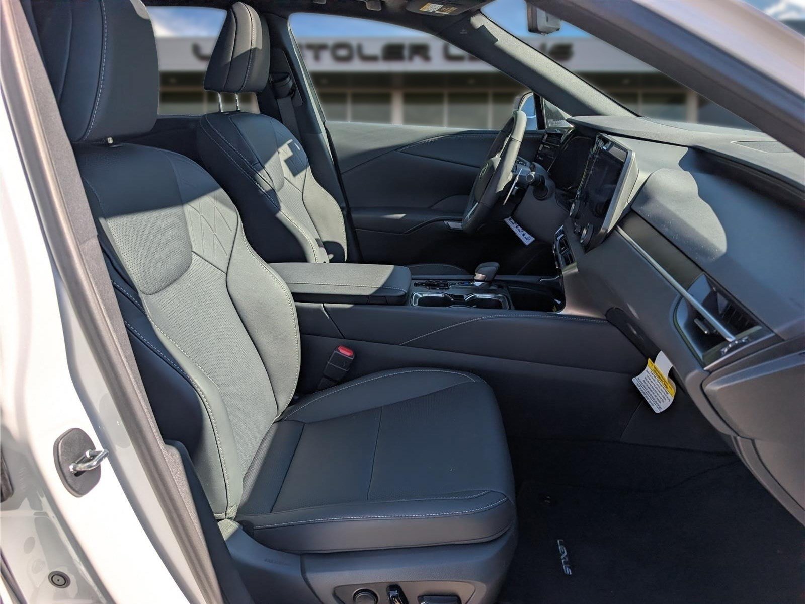 New 2026 Lexus RX 350 w/ Convenience Package AWD/4WD image 7