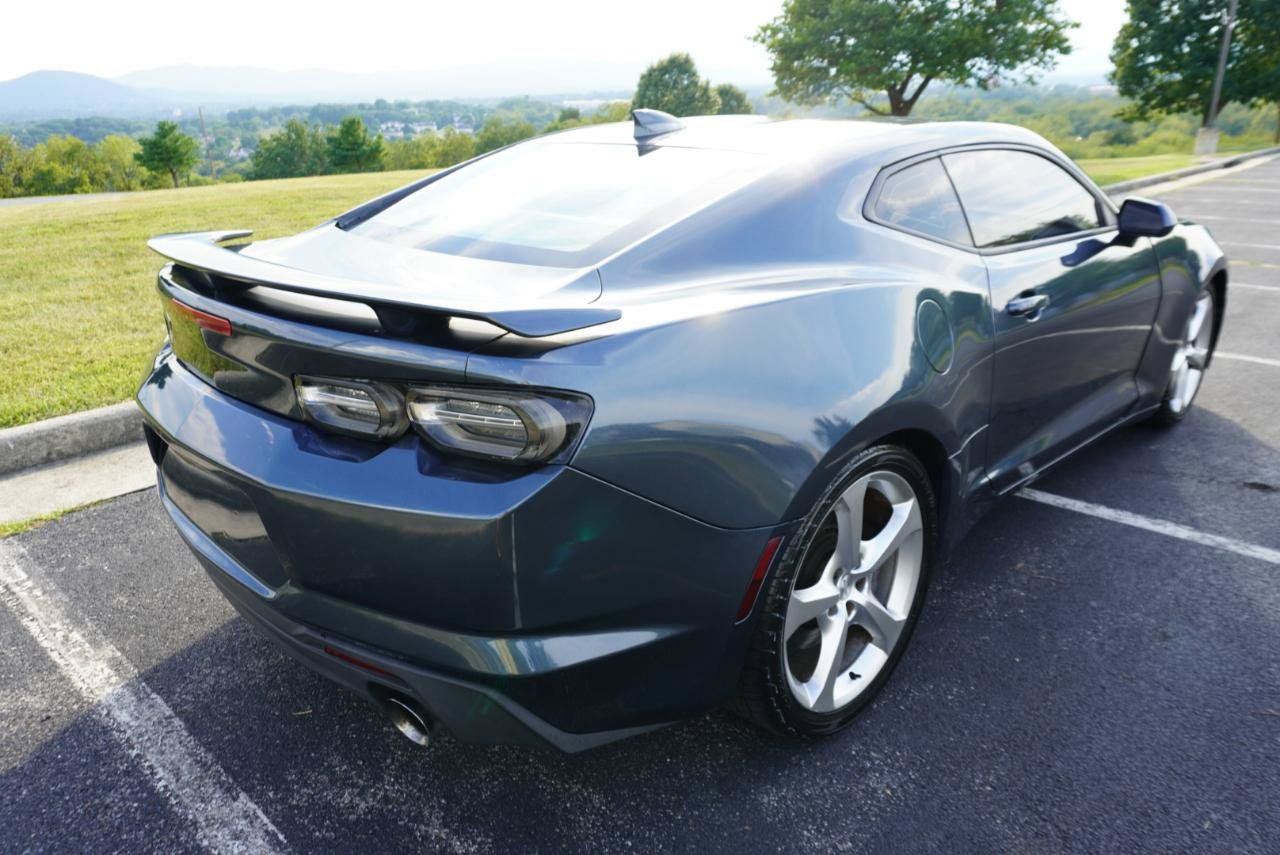 Used 2020 Chevrolet Camaro SS RWD image 12