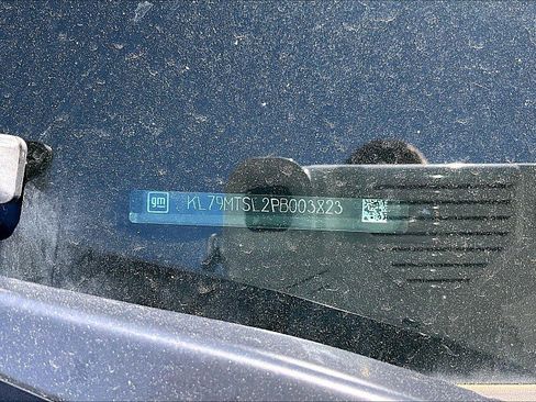 Used 2023 Chevrolet TrailBlazer RS w/ Sun and Liftgate Package FWD image 3