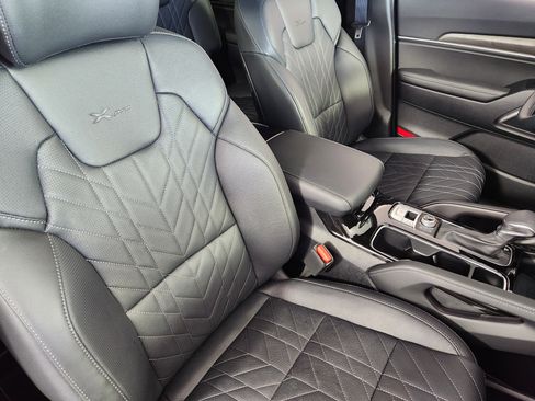 Used 2025 Kia Telluride AWD image 10