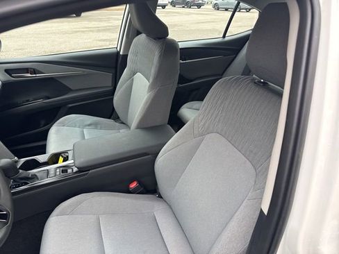 Used 2025 Toyota Camry LE image 19