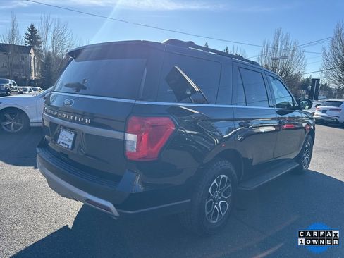 Used 2024 Ford Expedition XLT image 7