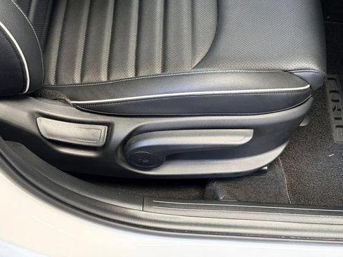 Used 2024 Kia Forte GT-Line w/ GT-Line Premium Package FWD image 30
