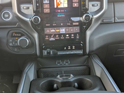 New 2026 RAM 1500 Big Horn AWD/4WD image 18
