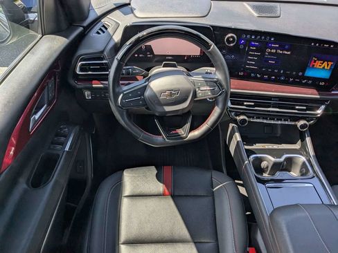 Used 2024 Chevrolet Traverse RS w/ LPO, Floor Liner Package AWD/4WD image 15