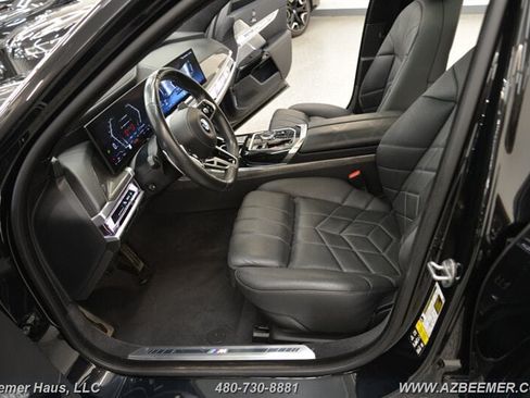 Used 2023 BMW 760i xDrive w/ Luxury Rear Seating Package AWD/4WD image 14