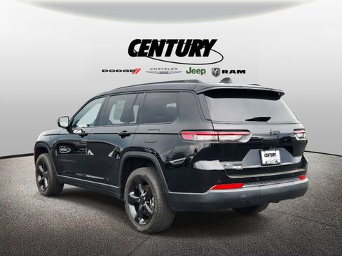 Used 2023 Jeep Grand Cherokee L Laredo AWD/4WD image 6
