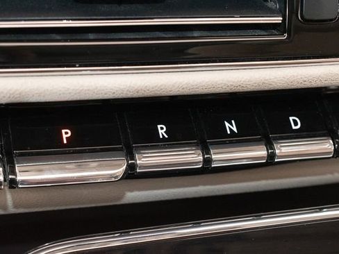 Used 2023 Lincoln Navigator Reserve AWD/4WD image 35