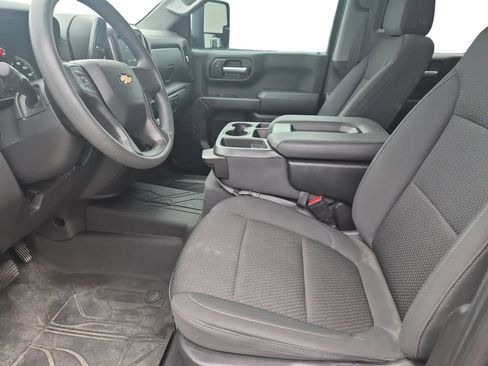 Used 2021 Chevrolet Silverado 1500 Custom w/ Custom Max Trailering Package image 9