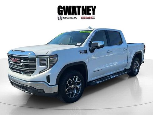 Used 2025 GMC Sierra 1500 SLT w/ SLT Premium Plus Package image 3