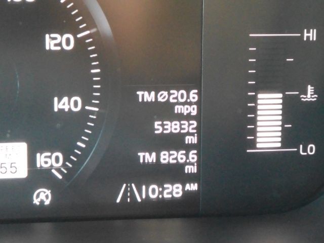 Used 2019 Volvo XC60 T5 Momentum w/ Premium Package FWD image 40