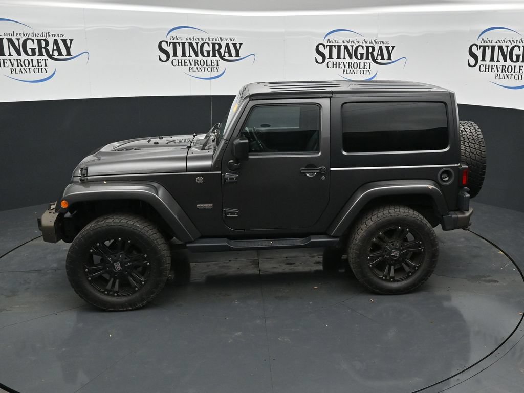 Used 2016 Jeep Wrangler Sahara AWD/4WD image 21