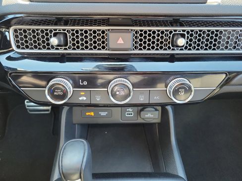 Used 2023 Honda Civic Sport image 7