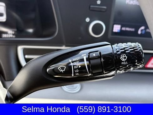 Used 2023 Hyundai Elantra SEL FWD image 13
