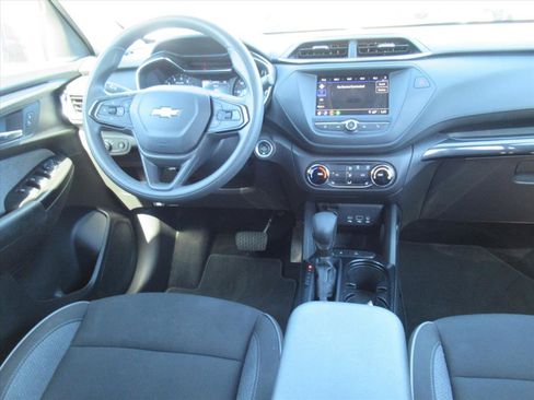 Used 2023 Chevrolet TrailBlazer LT image 13