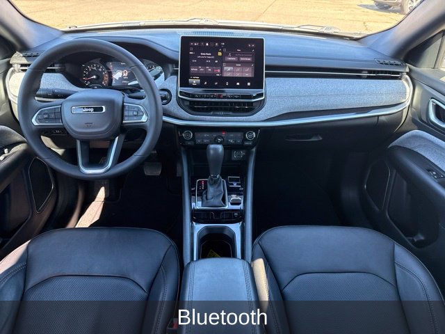 Used 2023 Jeep Compass Latitude AWD/4WD image 8