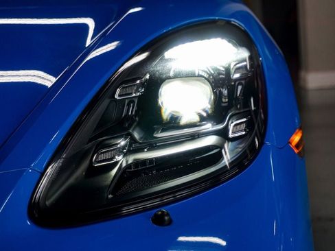 Used 2023 Porsche 718 Boxster Spyder RWD image 88