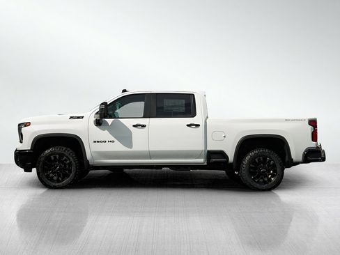 New 2026 Chevrolet Silverado 3500 LT w/ Trail Boss Package AWD/4WD image 4