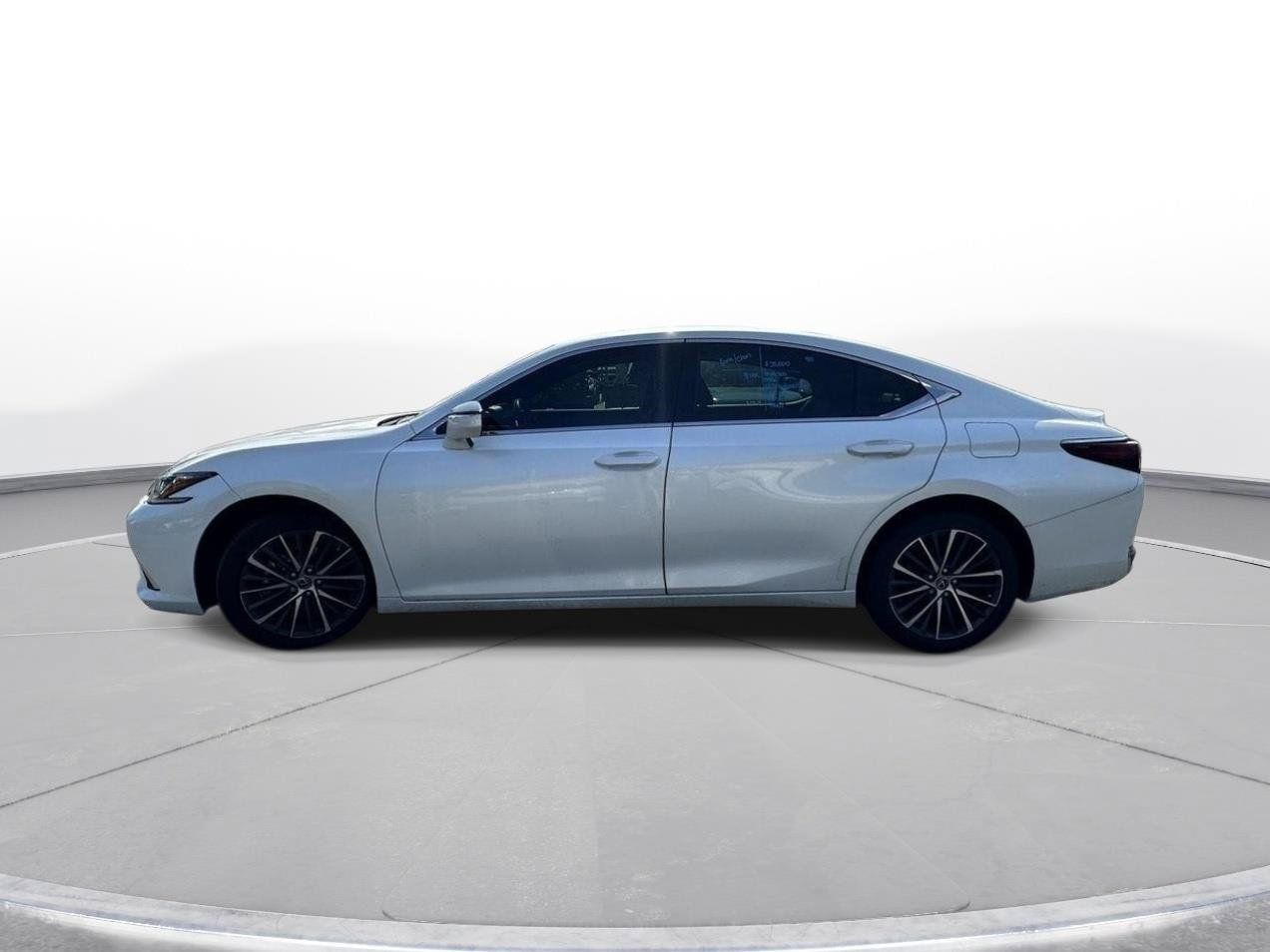 Used 2022 Lexus ES 250 w/ Premium Package AWD/4WD image 9